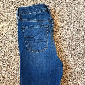 American Eagle medium wash skinny jean